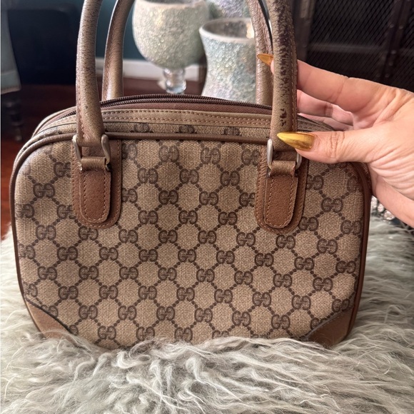 Gucci - Picture 2 of 15